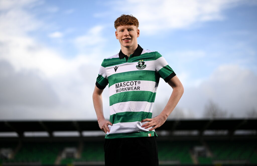 Promising winger joins from UCD